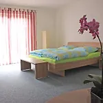 לינה וארוחת בוקר Am Grafenberg (Baden-Wurttemberg)